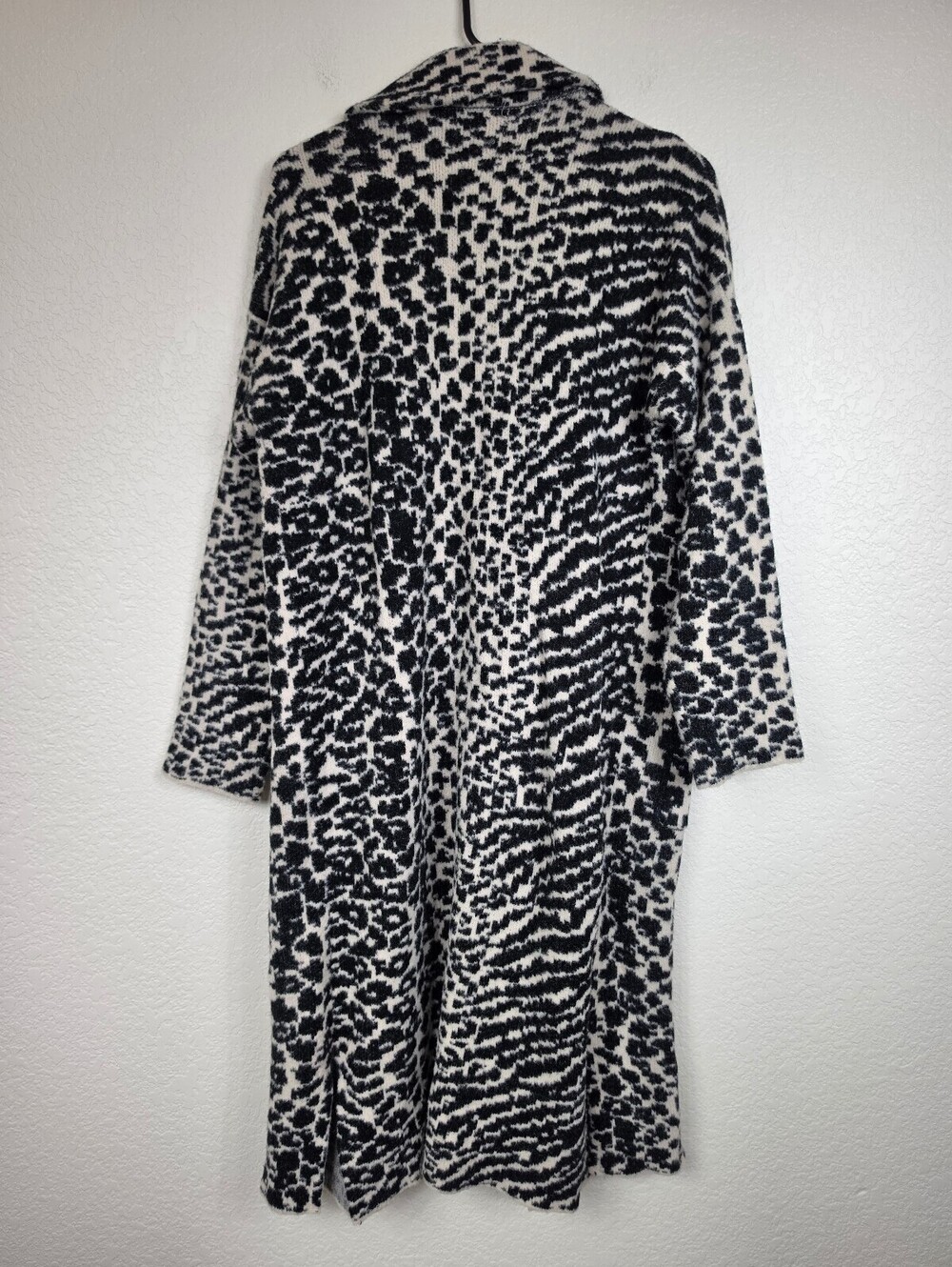 Anthropologie Sincerely Jules Black White Cardigan Medium